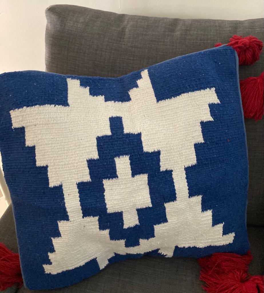 Handwoven Cushion Cover  - Pattern 1 - Image 2
