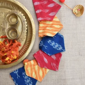 Ikat Toran / Bunting