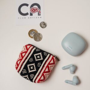 5932 toda earphone pouch feat