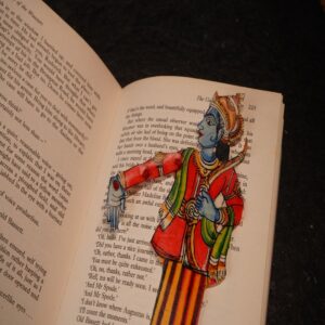 71255 Handpainted puppet bookmark feat
