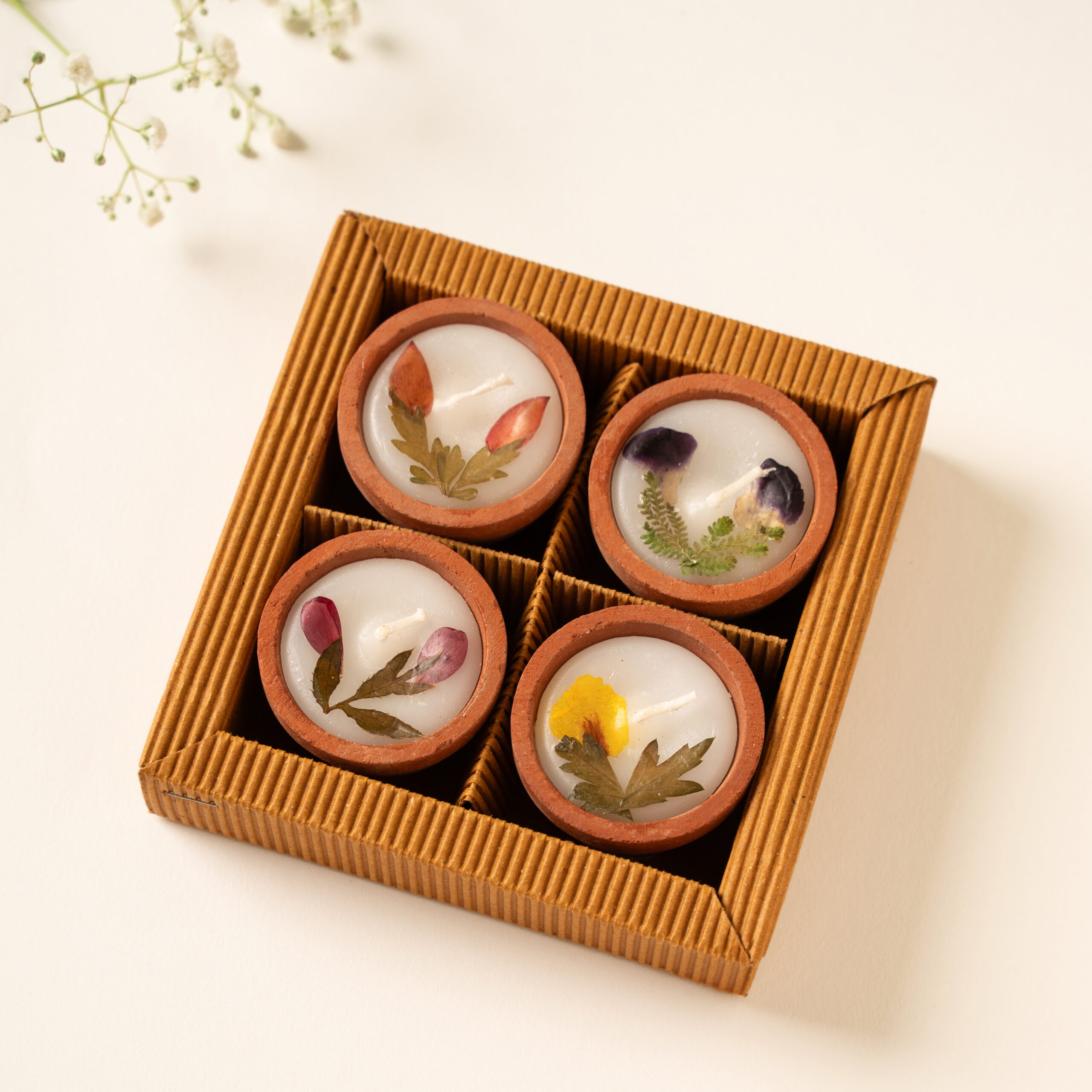 Set of 4 Scented Candle Diyas Set of 4 Scented Candle Diyas