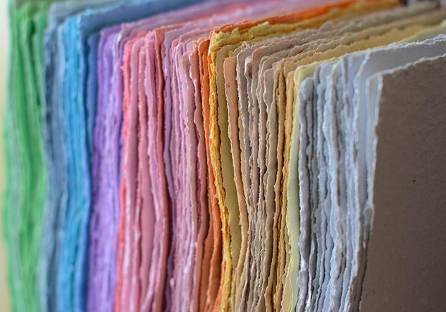 Collecting waste, creating beauty